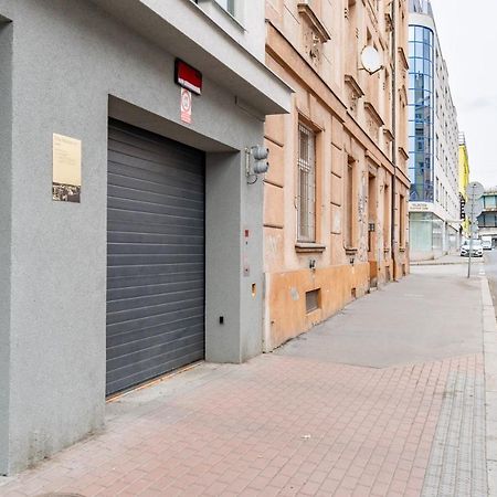 Brand New Studio Apartment #51 With Free Secure Parking In The Center Πράγα Εξωτερικό φωτογραφία