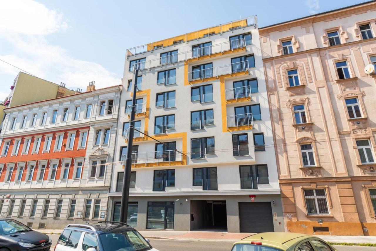 Brand New Studio Apartment #51 With Free Secure Parking In The Center Πράγα Εξωτερικό φωτογραφία